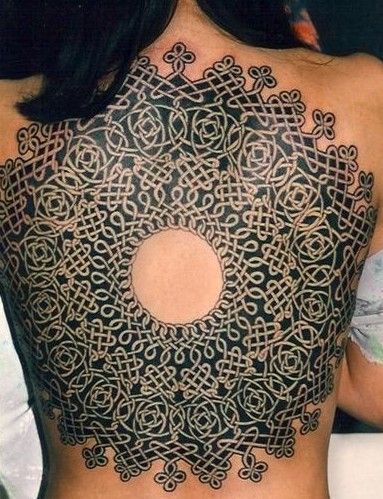 Tribal tatuaż geomertyczny