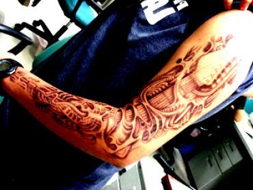 gitary tatuaże