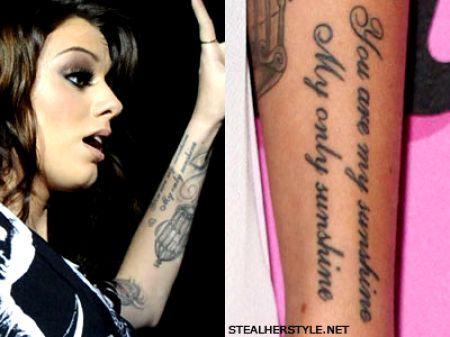 tatuaże cher lloyd