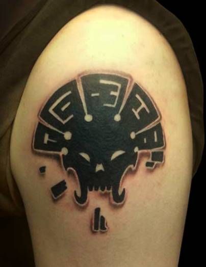 logo tatuażna ręce