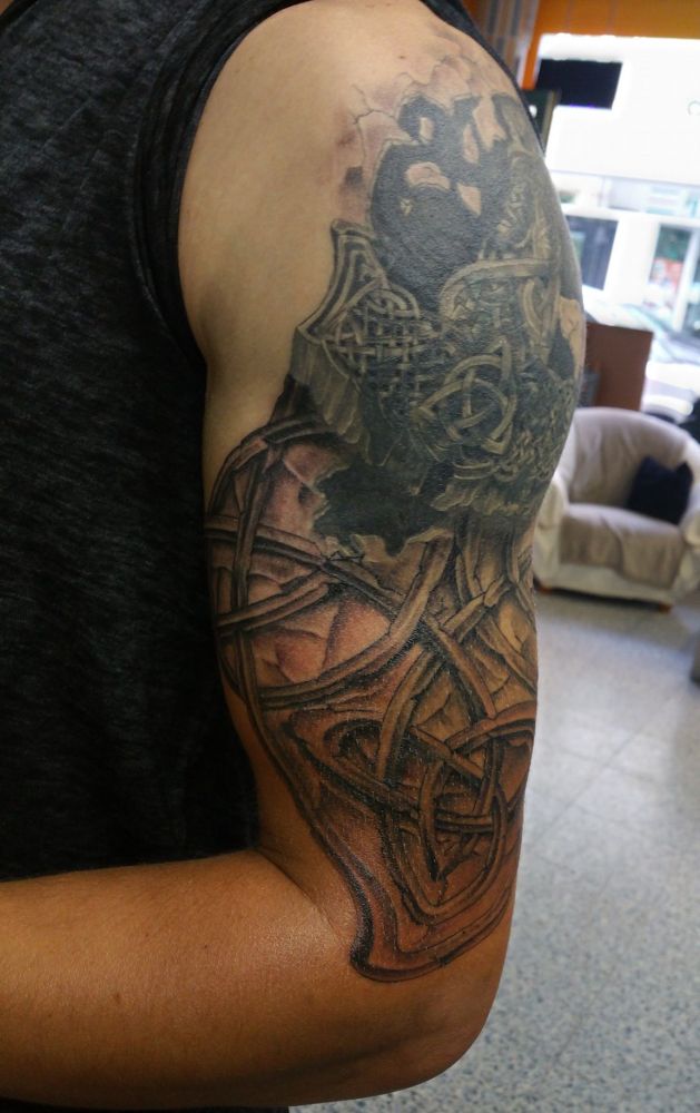 Celtyckie wzory tatuaży na ręce