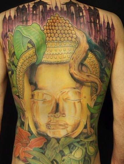 budda tatuaż na plecy