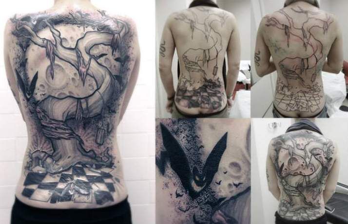 drzewo i nietoperz tatuaże na plecach