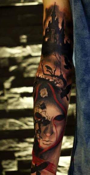 mroczny tatuaż