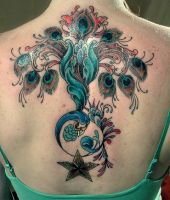 pawie pióra, kwiat tatuaż