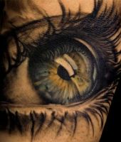 oko tatuaż realistyczny