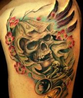 czaszka demon tatuaż