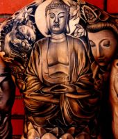 duże tatuaże z Buddą