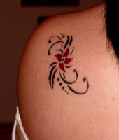 tatuaże damskie małe 50323