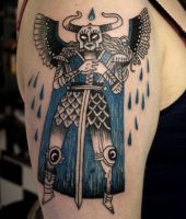 anioł z mieczem tatuaż