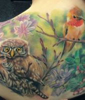 ptaki tatuaże na krzaku