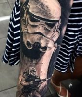 szturmowiec z gwiezdnych wojen tatuaże