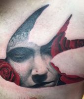 iluzja jaskółka twarz róża tatuaże