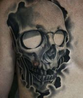 czaszka tatuaż na klatce piersiowej 34