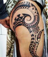 tribal plemienny tatuaż