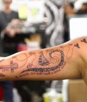 kotwica ptaki oraz maoryski tribal