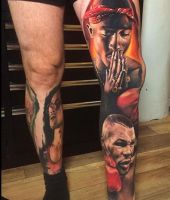 boks tatuaże na nogach