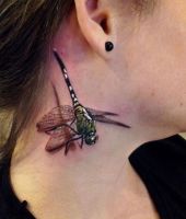 ważka 3d tatuaż