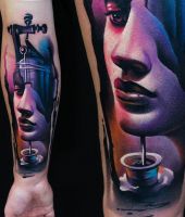 kobieta twarz tatuaż