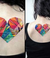 serce geometryczny tatuaż