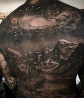 widok na góry i galaktykę