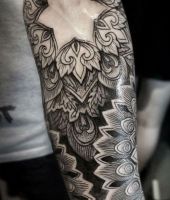 wzory mandala tatuaże