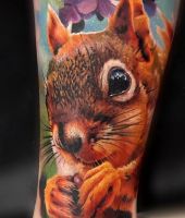 tatuaż wiewiórka