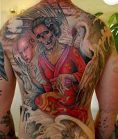 żurawie tatuaże na plecach