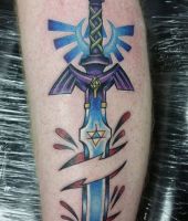 miecz sztylet tatuaż