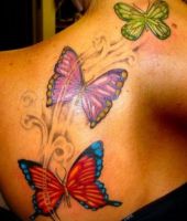 kolorowe motyle tatuaże 2