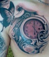motyl i zegar tatuaż