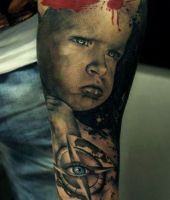 tatuaż dziecko kompas oko