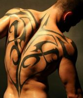 tribal na całe plecy