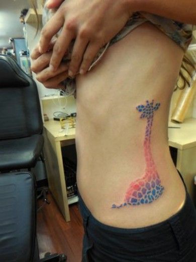 żyrafy tatuaże